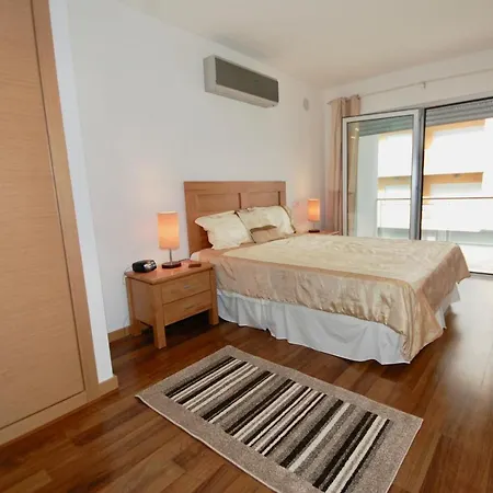 Whale - With Wi-fi And Heated Pool Apartment *