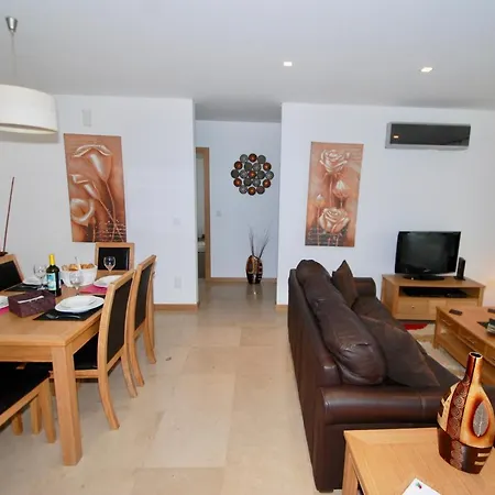 Whale - With Wi-fi And Heated Pool * São Martinho do Porto