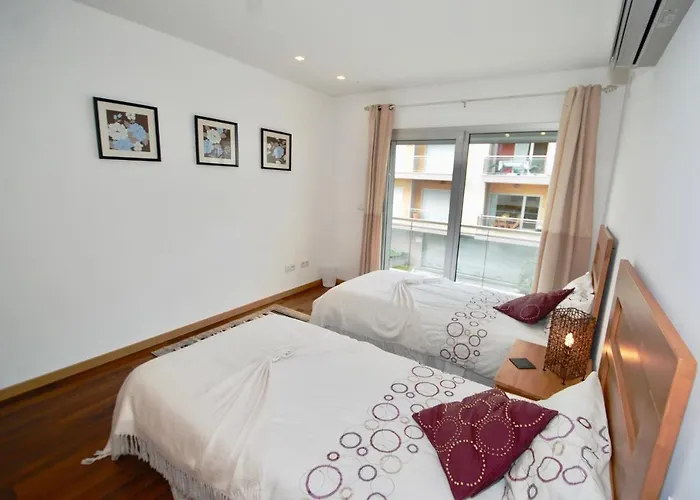 Whale - With Wi-fi And Heated Pool